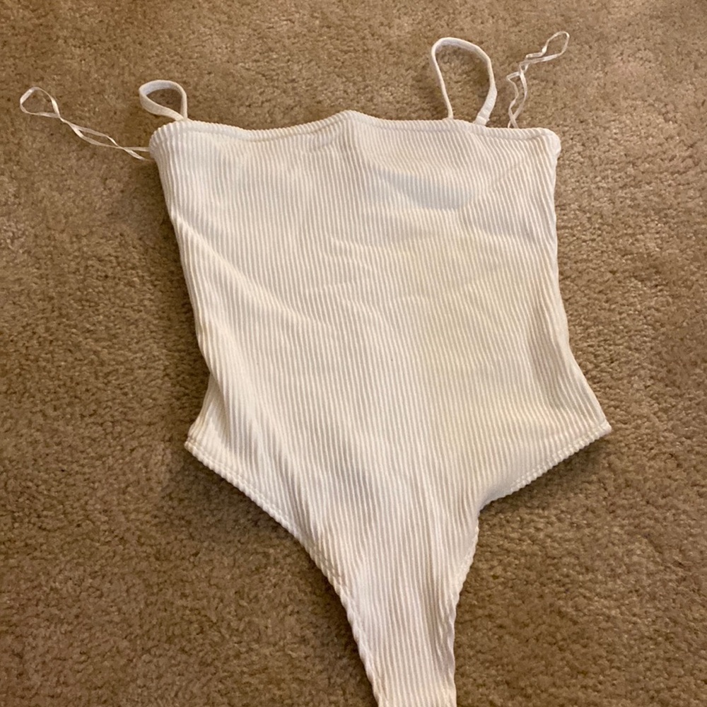NWOT Good American Ribbed Bodysuit Size 1 (small)